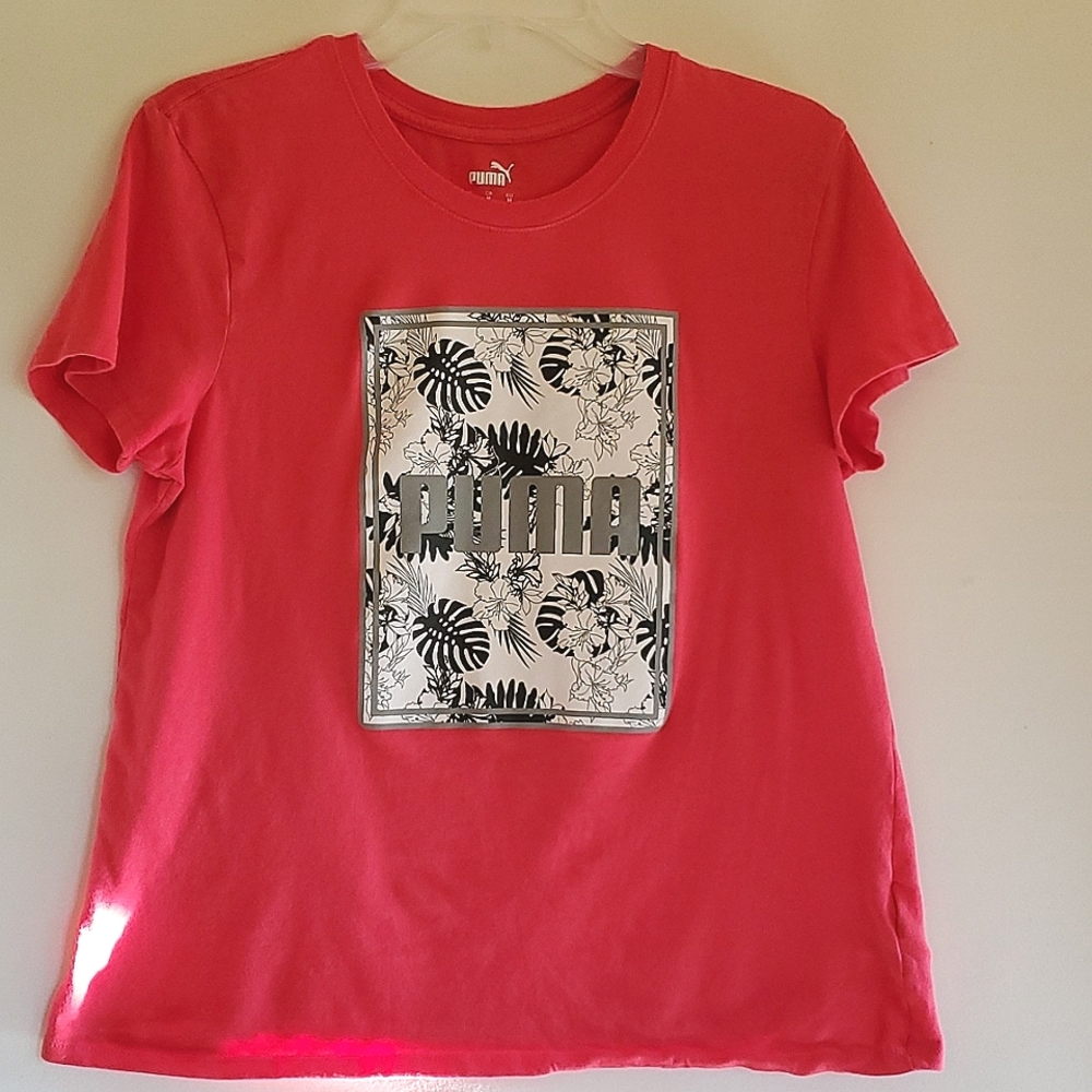 Puma Short Sleeve T-Shirt Size M